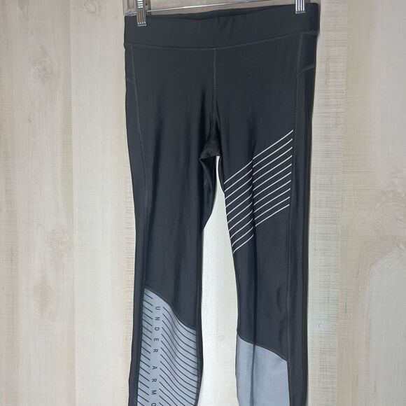 Under Armour‎ grey compression leggings, size medium - Picture 3 of 15